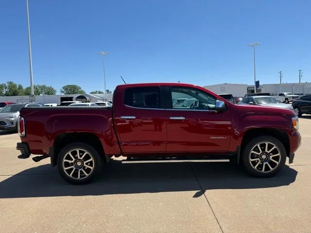 2020 GMC Canyon Denali - Photo 2