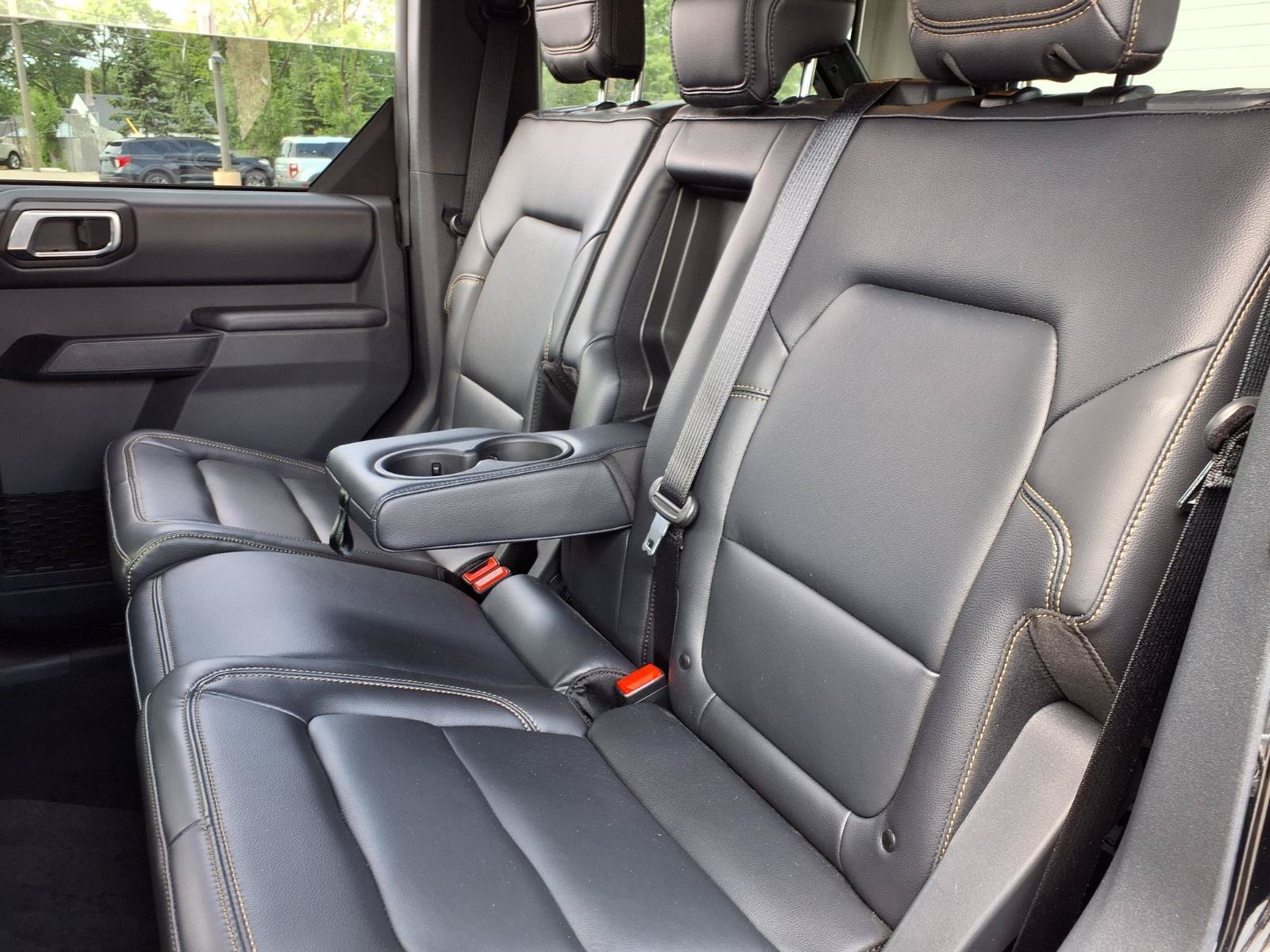 Certified Used 2025 Shadow Black Ford Badlands image 8