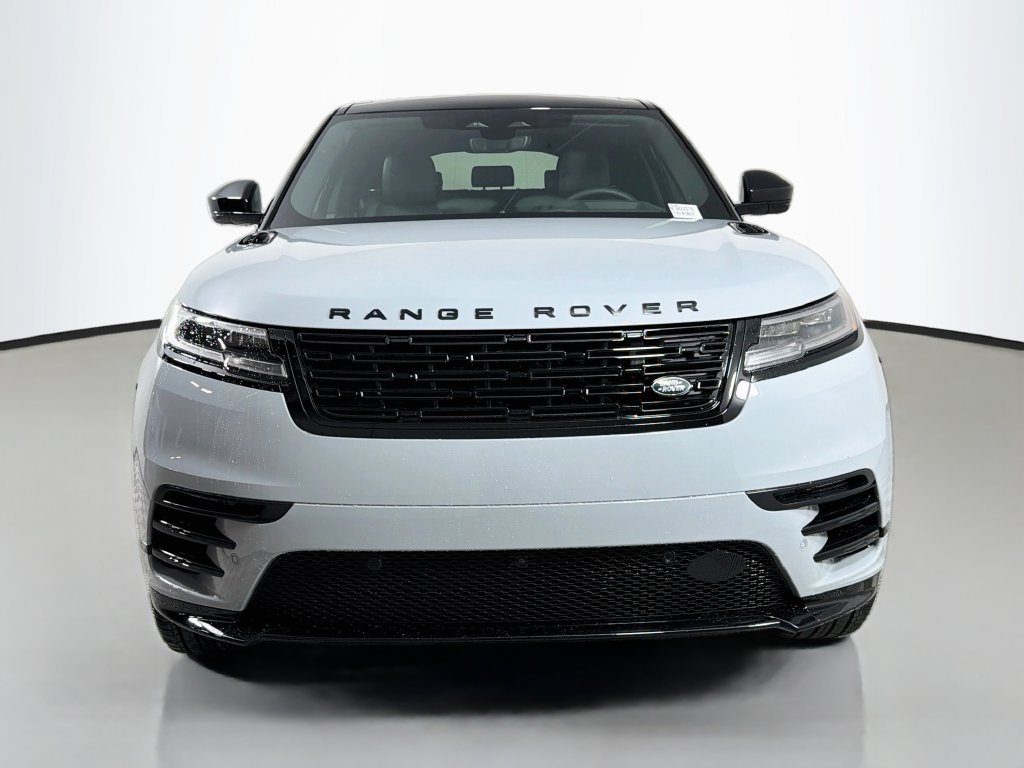New 2026 Arroios Grey Land Rover Belgravia Edition image 2