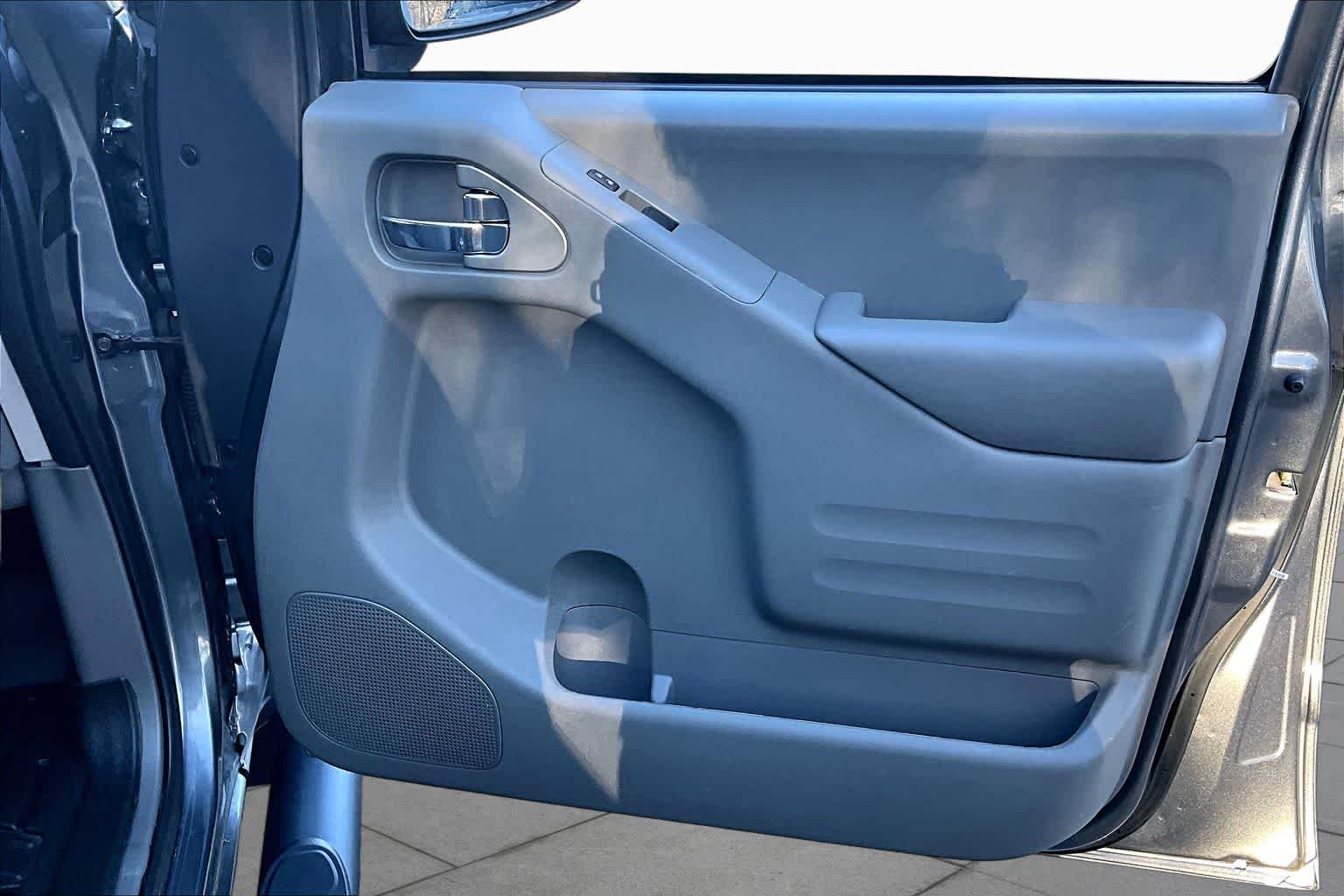 Used 2021 Gun Metallic Nissan SV image 21