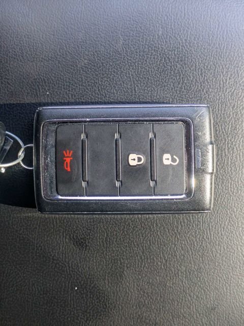 Used 2023 Red Jeep Laredo image 33