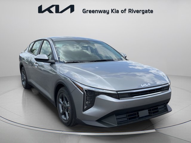 New 2026 Kia K4 LXS