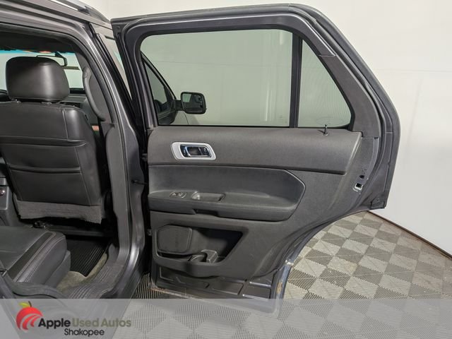 Used 2013 Gray Ford XLT image 40