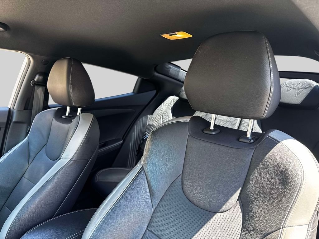 Used 2016 Silver Hyundai Turbo image 16