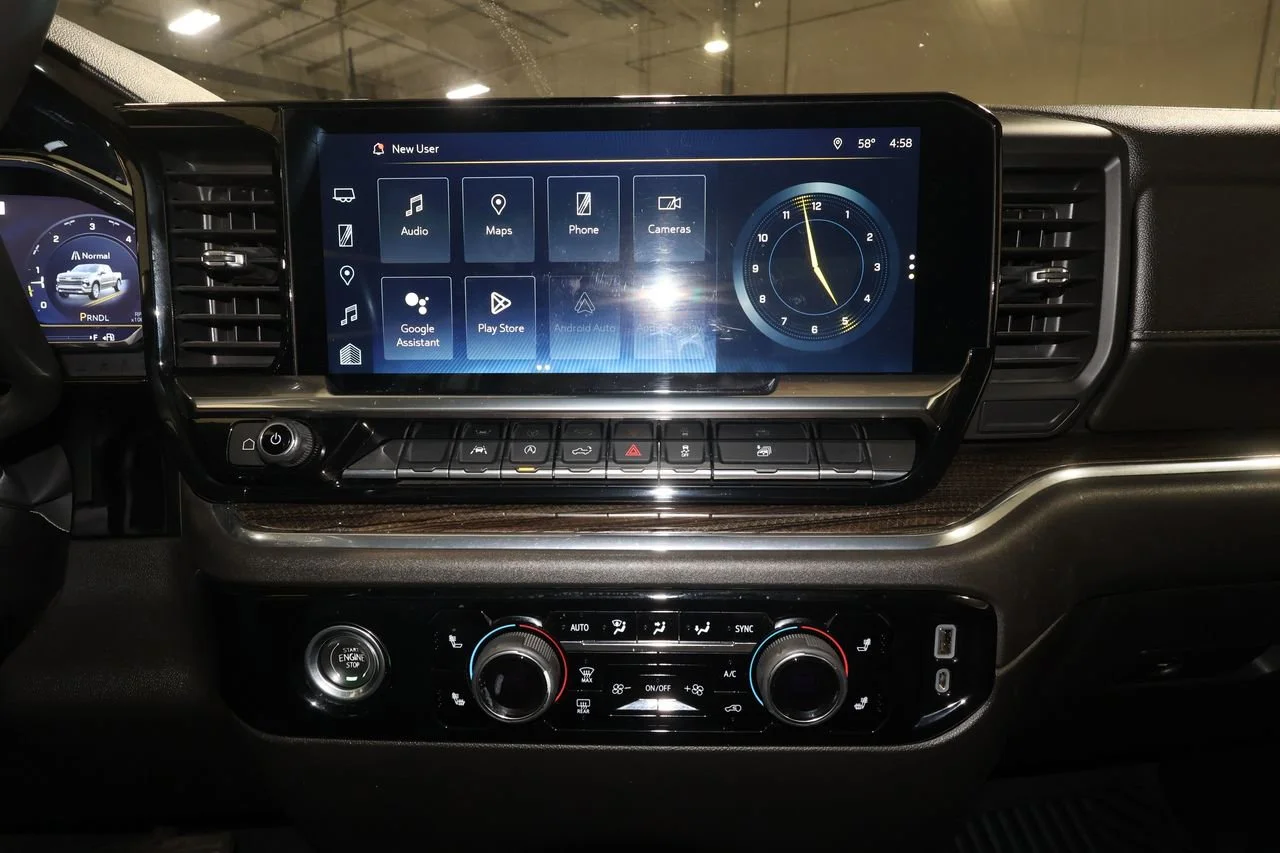2023 Chevrolet Silverado 1500 LT - Photo 9