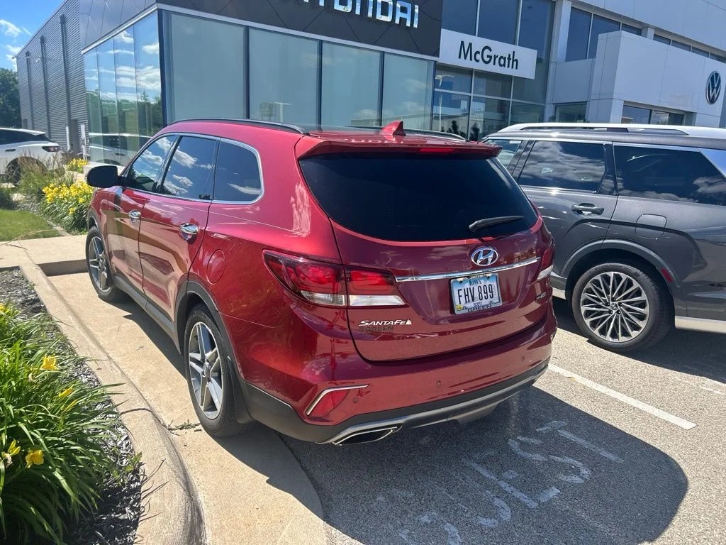 Used 2018 Red Hyundai SE Ultimate image 5