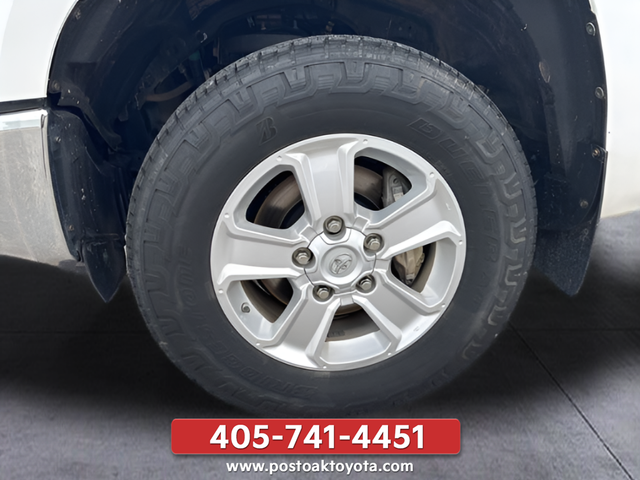 Used 2020 White Toyota SR5 image 15