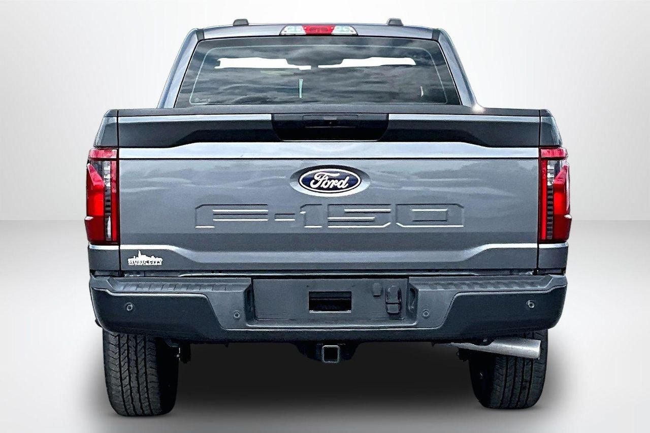 Used 2024 Carbonized Gray Metallic Ford XL image 7