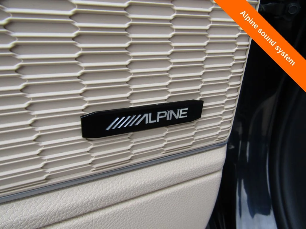 Used 2022 Black Jeep Limited image 7