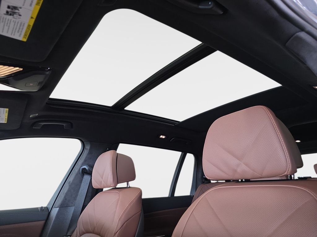 New 2027 Skyscraper Grey Metallic BMW xDrive40i image 20