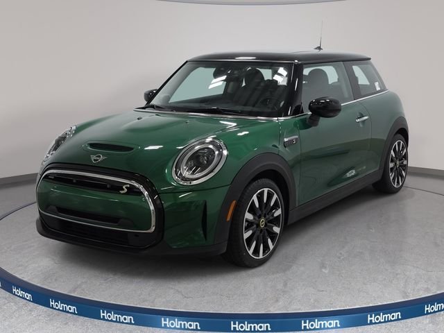 Certified Used 2024 Green MINI  image 1