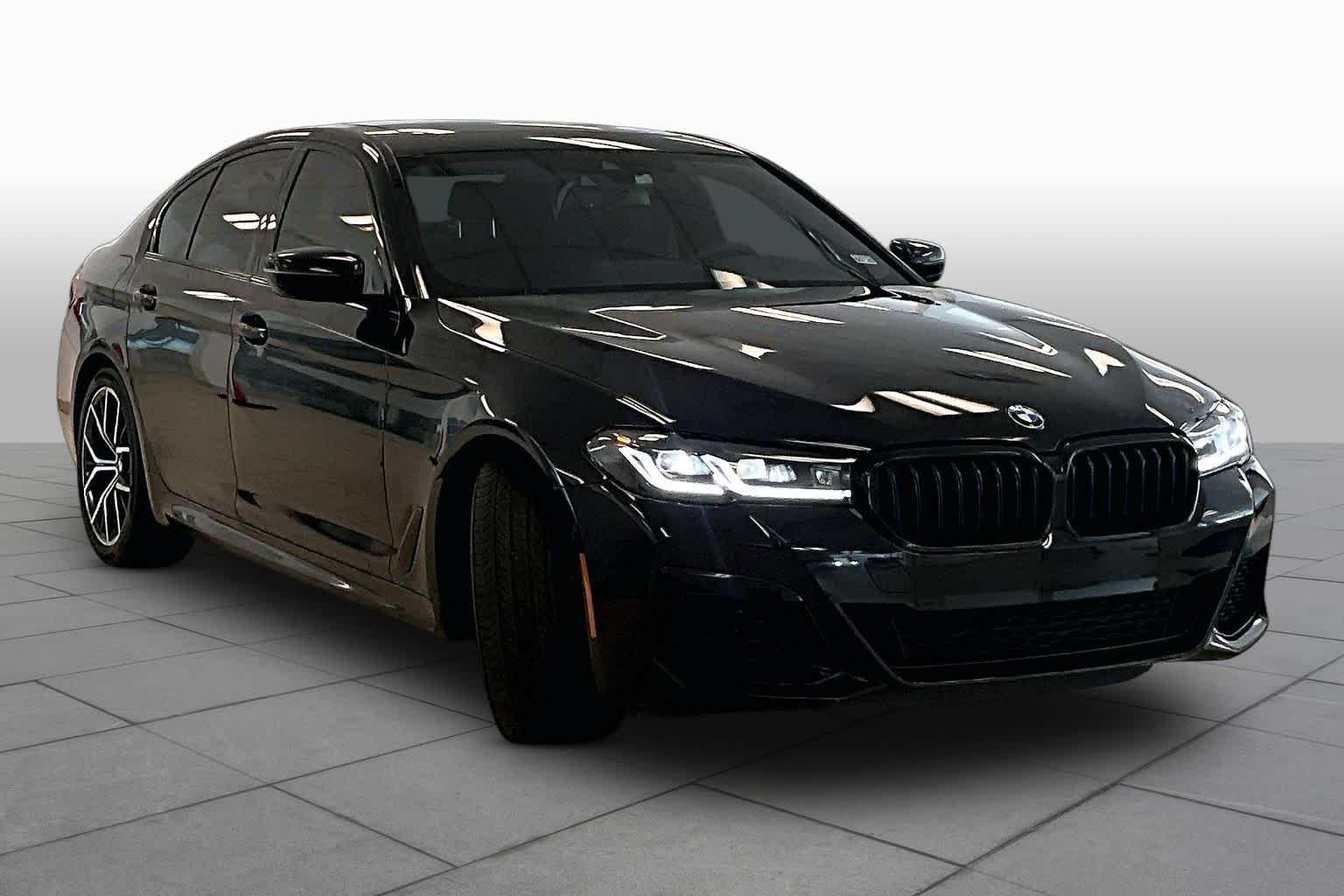 Used 2023 Black Sapphire Metallic BMW 540i image 2