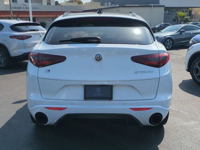Certified Used 2023 Alfa White Alfa Romeo Veloce image 5
