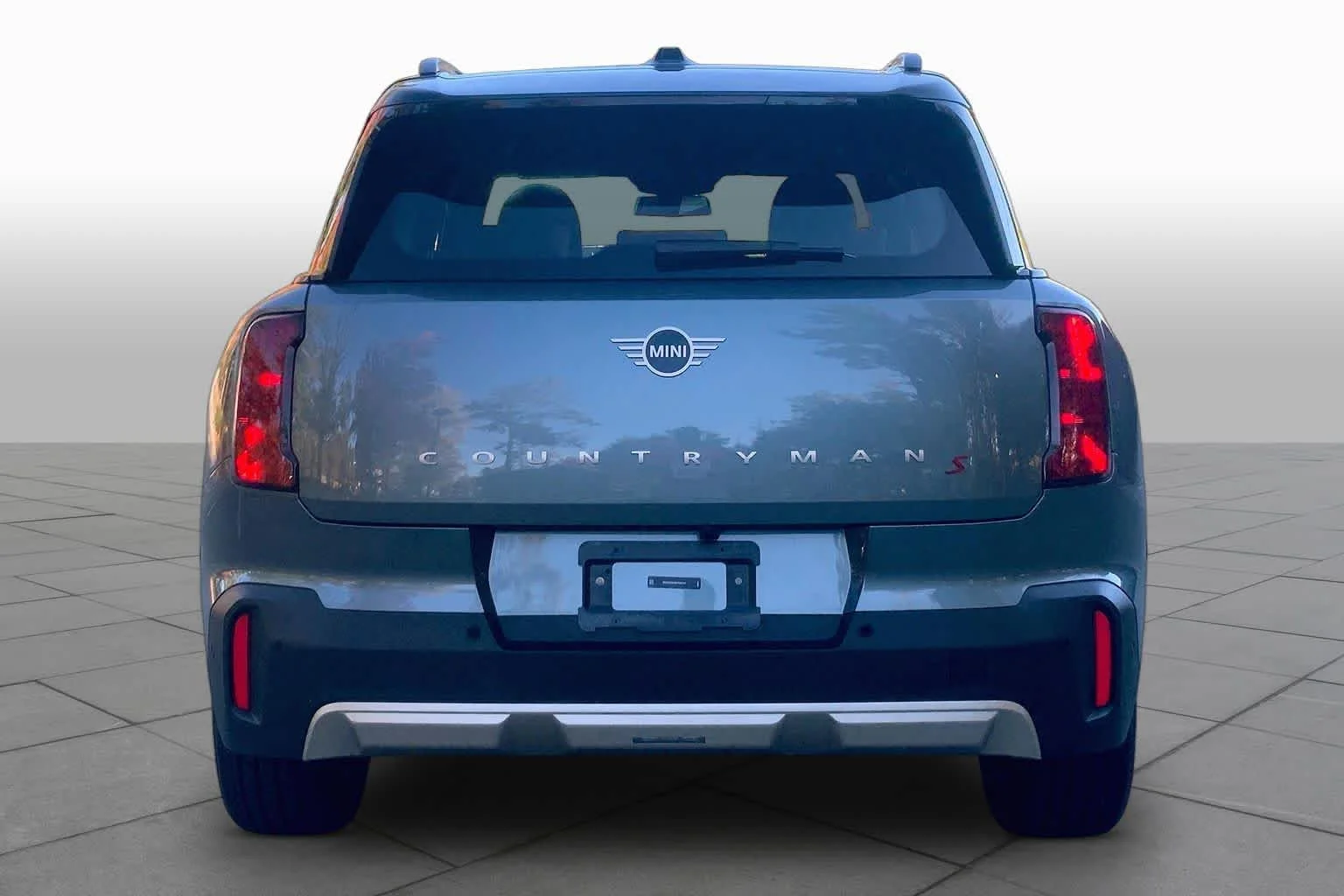 Certified Used 2027 Smokey Green Metallic MINI S image 4