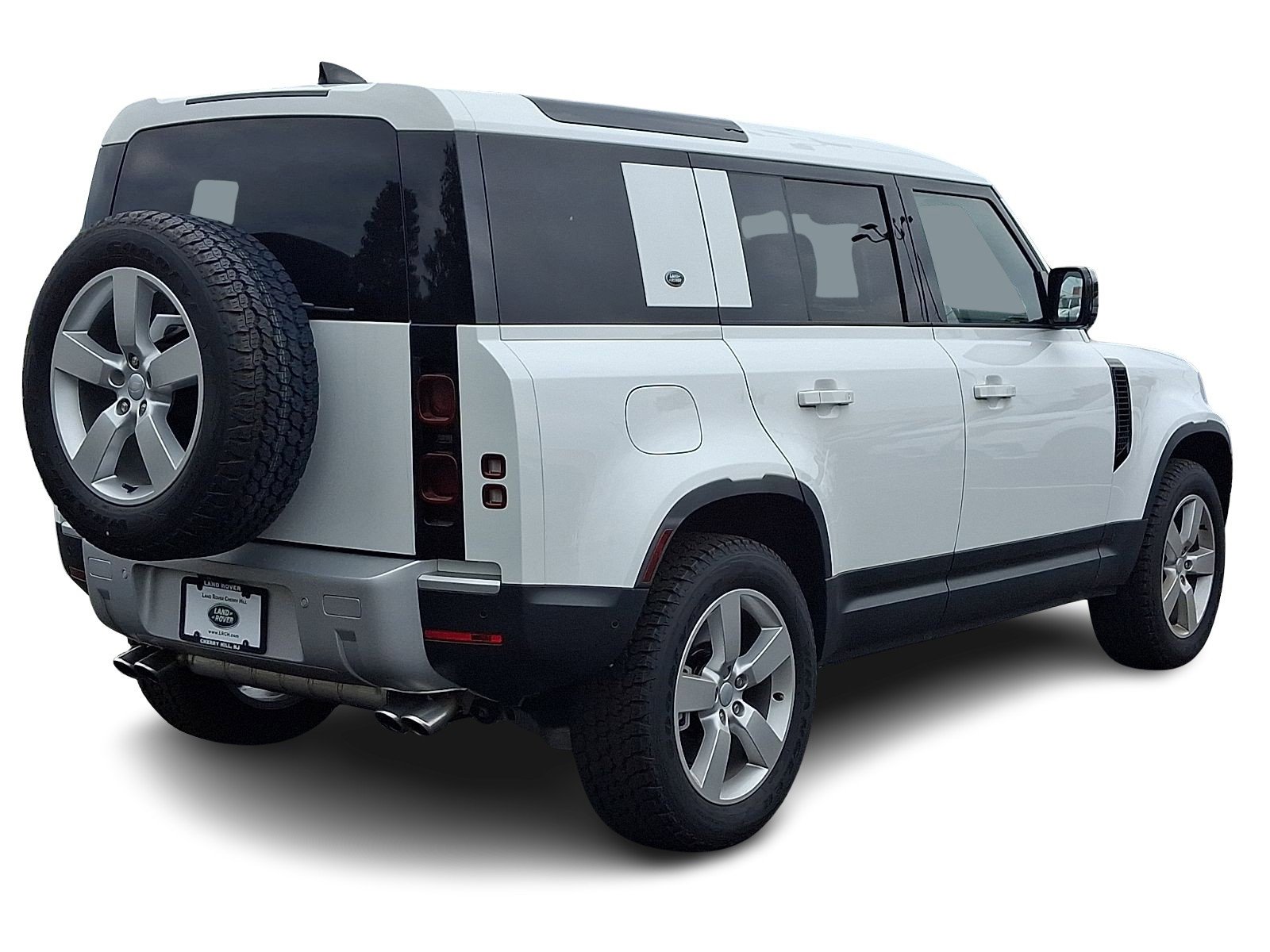 Used 2024 Fuji White - 1AA Land Rover SE image 5
