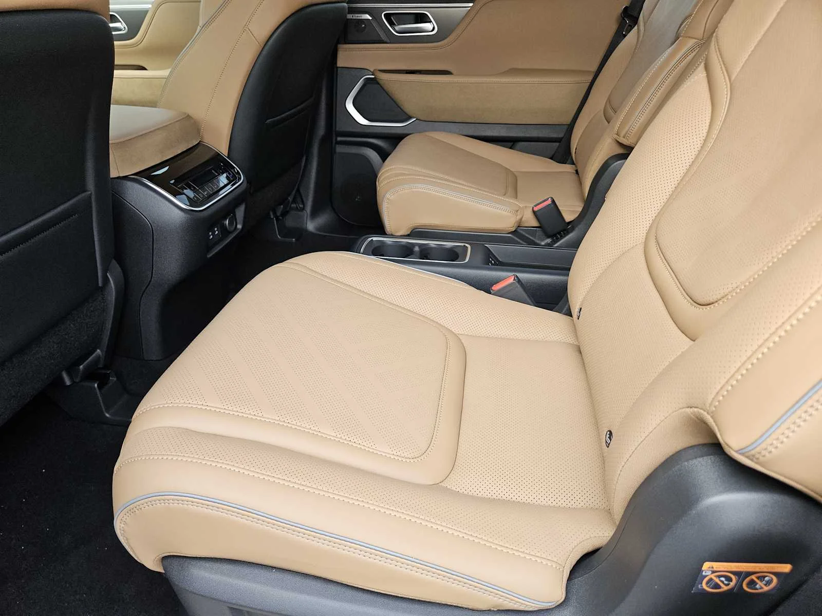 New 2027 BLACK OBSIDIAN INFINITI Luxe 2WD image 21