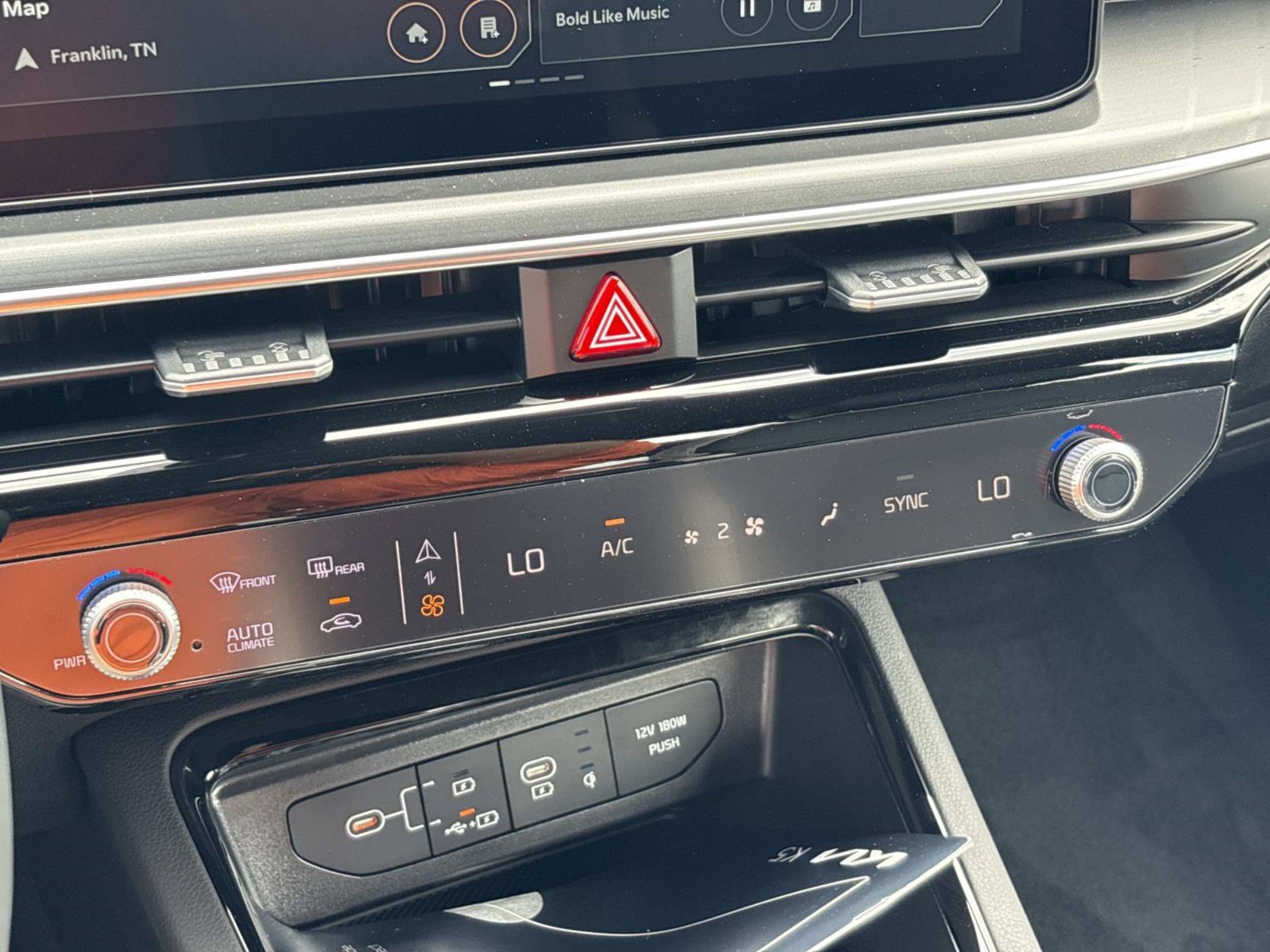 New 2027 Snow White Pearl Kia GT-Line image 26