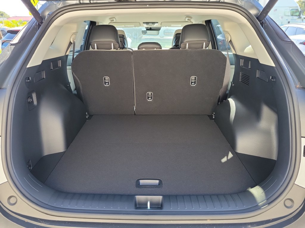 New 2026 Gravity Gray Kia EX image 14