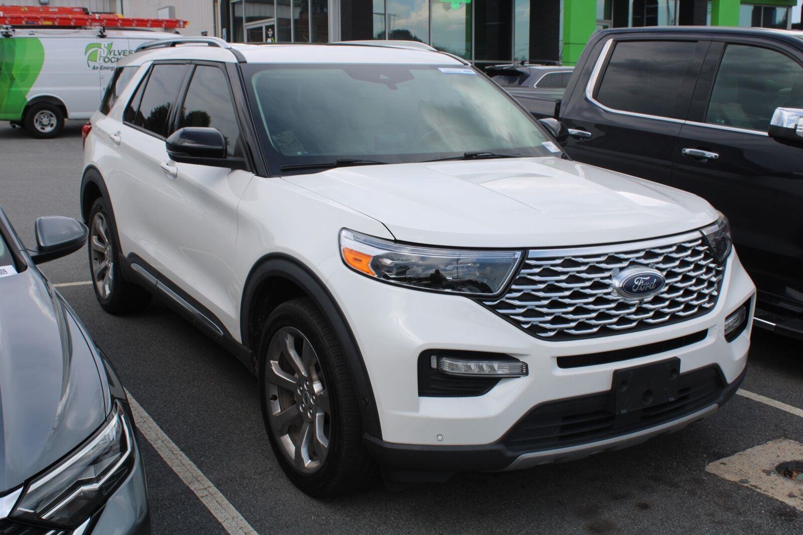 Used 2020 Star White Metallic Tri-Coat Ford Platinum image 3