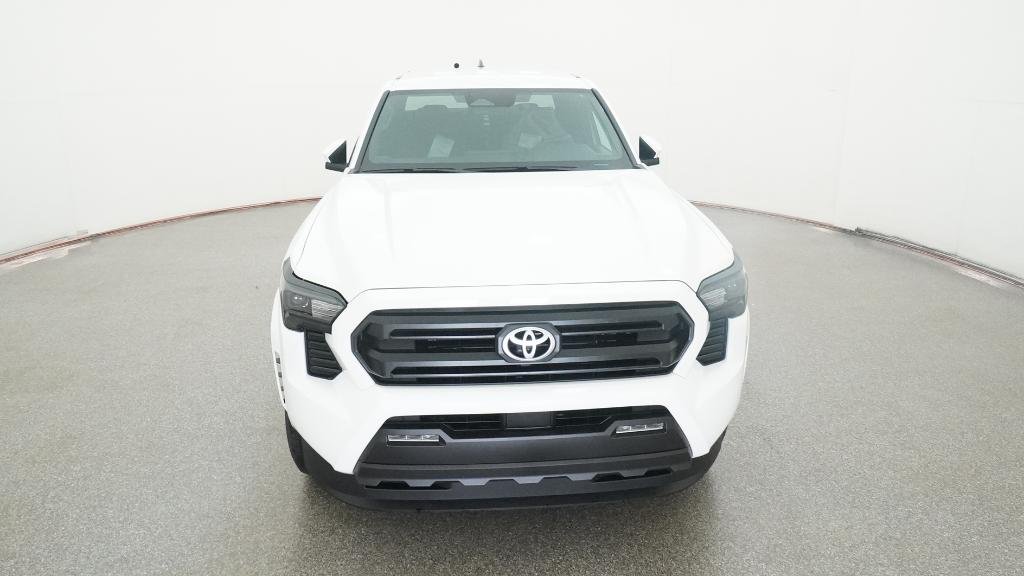 2025 Toyota Tacoma SR5 - Photo 17