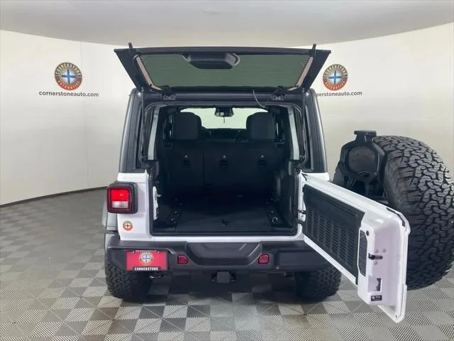 2025 Jeep Wrangler 4-Door Willys - Photo 32