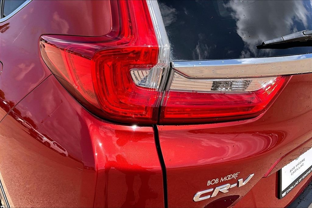 Used 2018 Red Honda Touring image 31