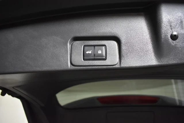 Used 2023 Gray Nissan SL image 29