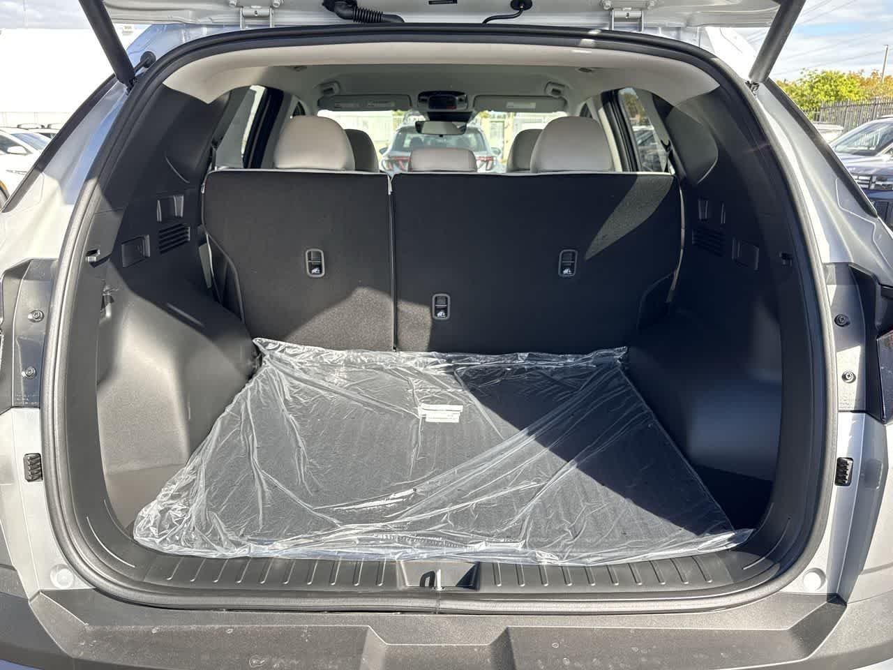 New 2026 Shimmering Silver Hyundai SEL FWD image 25