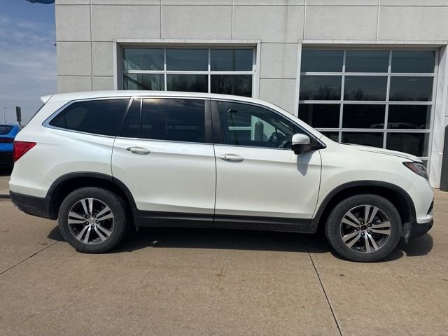 Used 2016  Honda EX-L image 6