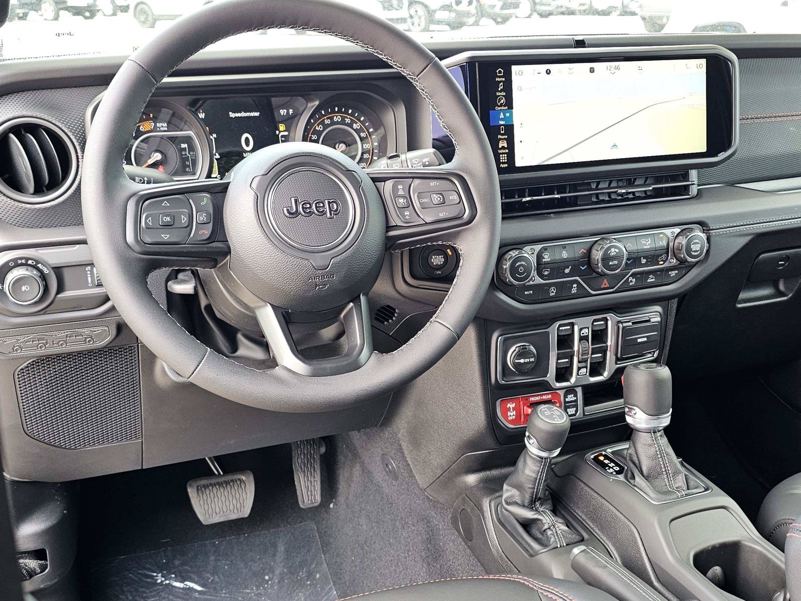New 2026 Granite Crystal Metallic Clear-Coat Exterior Paint Jeep Rubicon X image 35