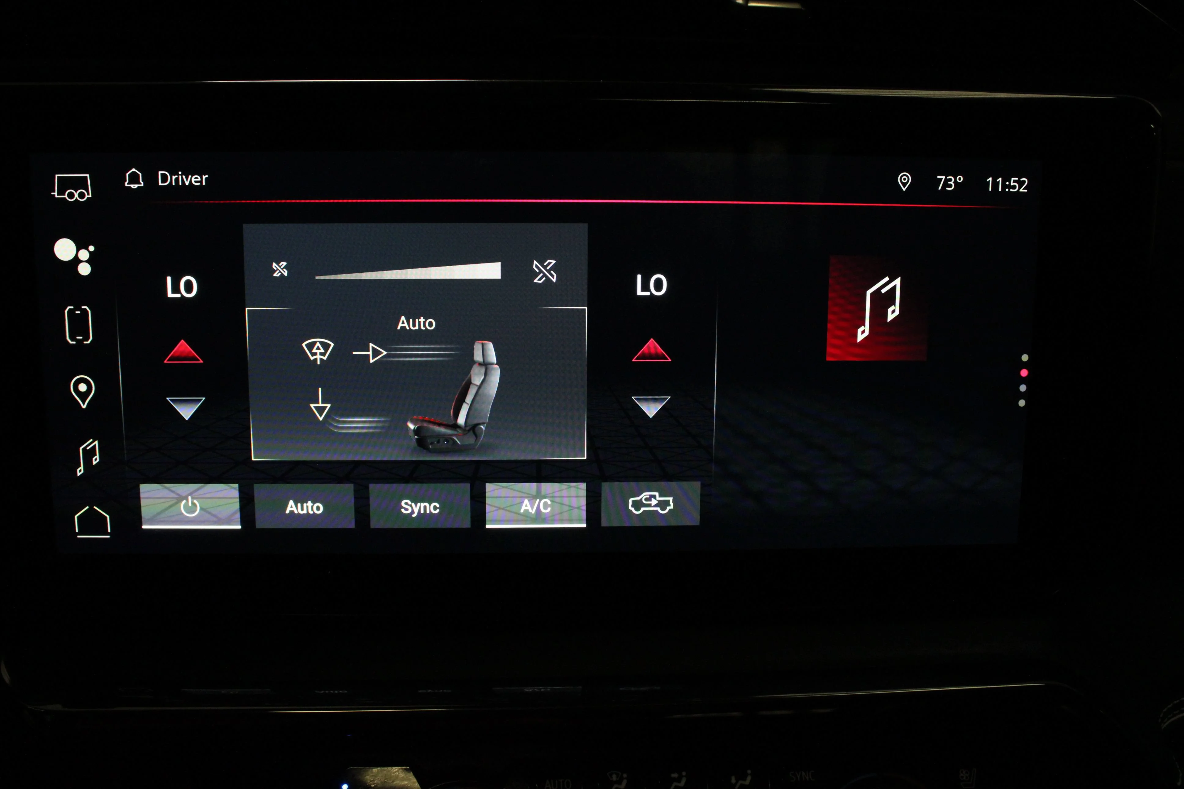 Used 2024 Sterling Metallic GMC AT4X image 29