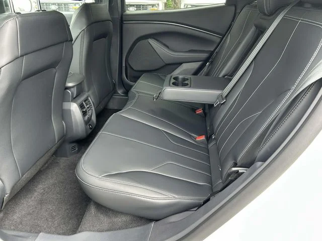 New 2026 White Ford Select image 10