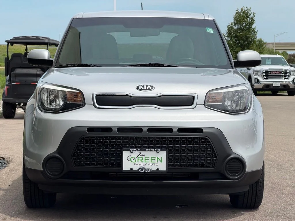 Used 2016 Silver Kia Base image 6