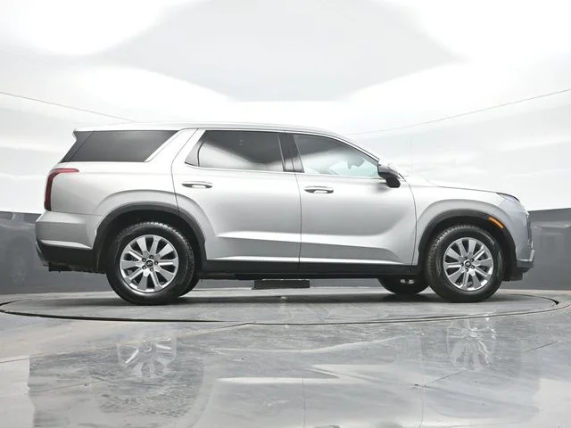 Used 2024 Silver Hyundai SEL image 25