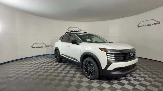 New 2026 Aspen White TriCoat / Super Black Two-tone Nissan SR image 2