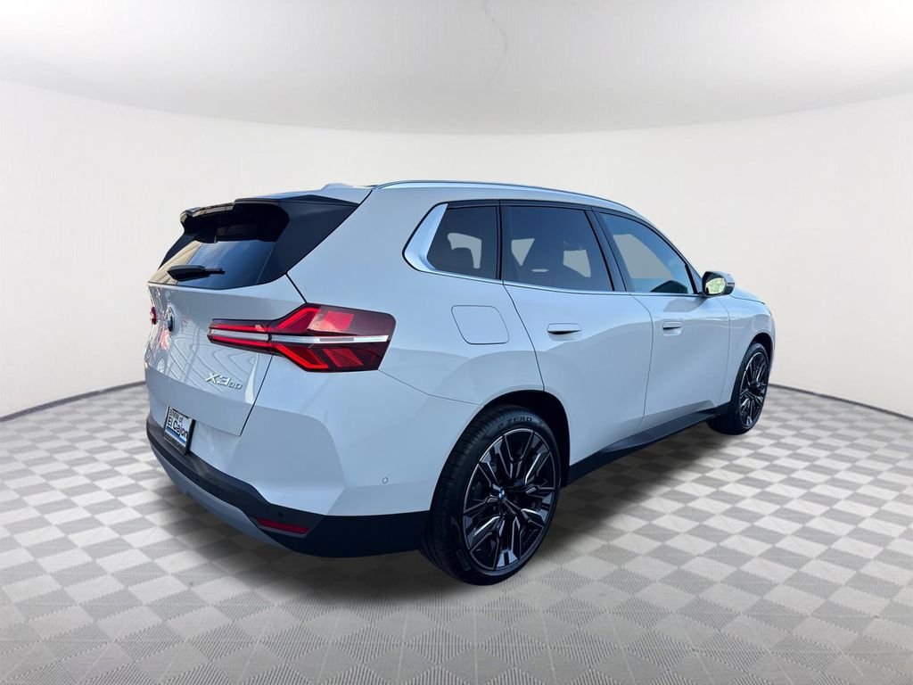 New 2026 Alpine White BMW 30 xDrive image 4