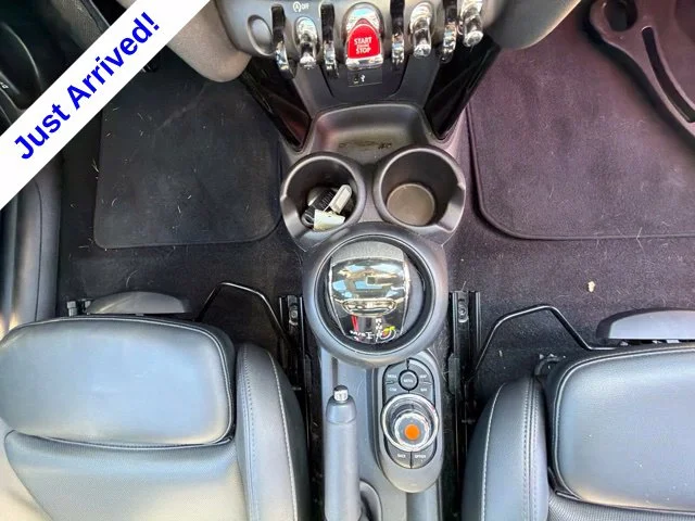 Used 2021  MINI Classic image 34