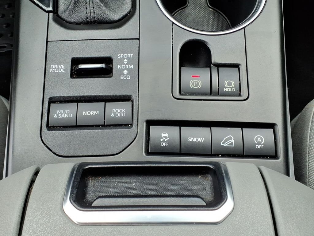 Used 2022 Midnight Black Metallic Toyota LE image 15
