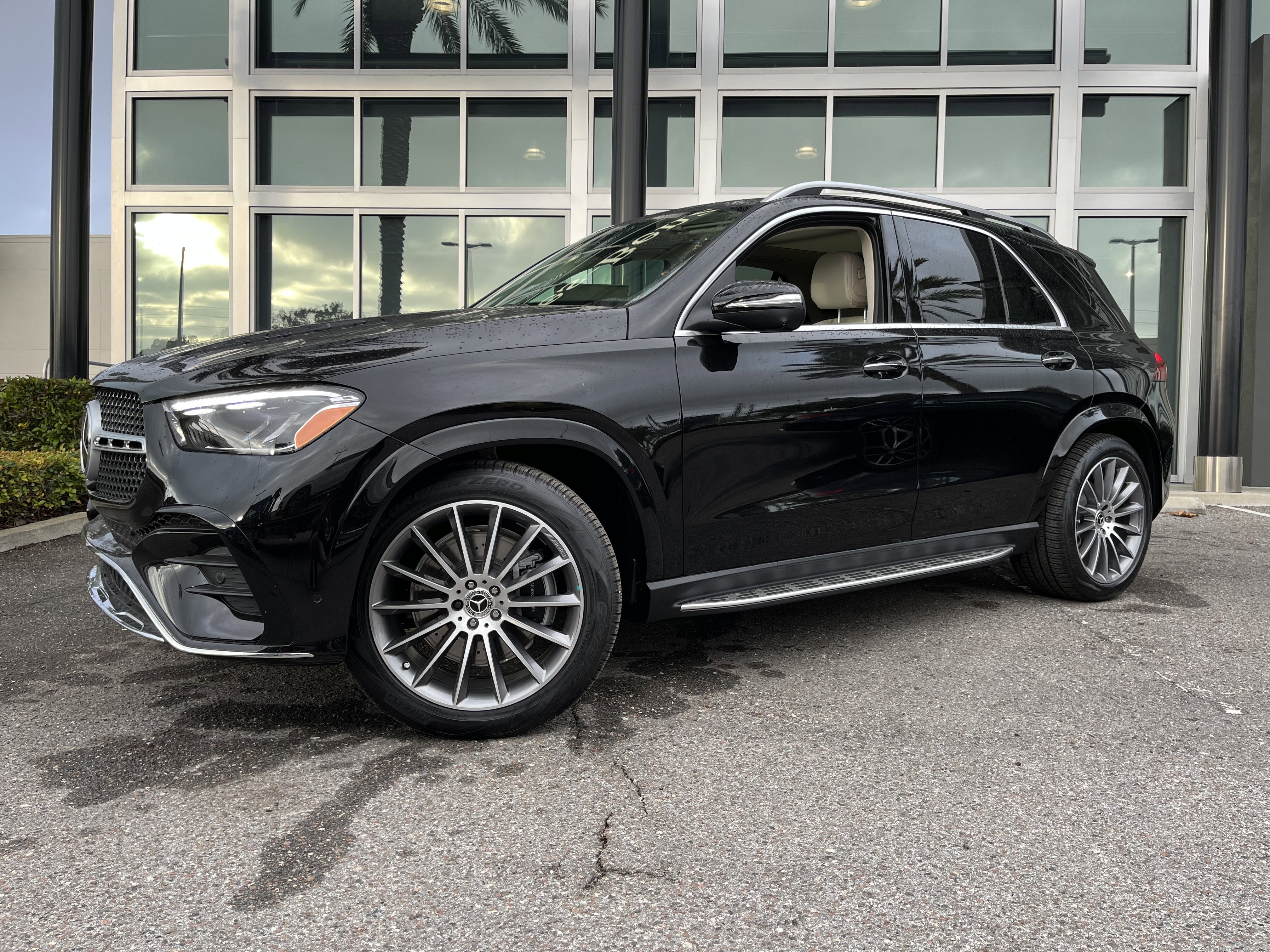 New 2026 OBSIDIAN BLACK Mercedes-Benz GLE 450 image 2