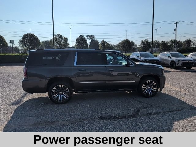 Used 2019 Gray GMC Denali image 19