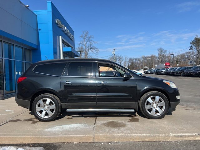 Used 2011 Chevrolet Traverse LTZ with VIN 1GNKVLED1BJ318110 for sale in Cheshire, CT