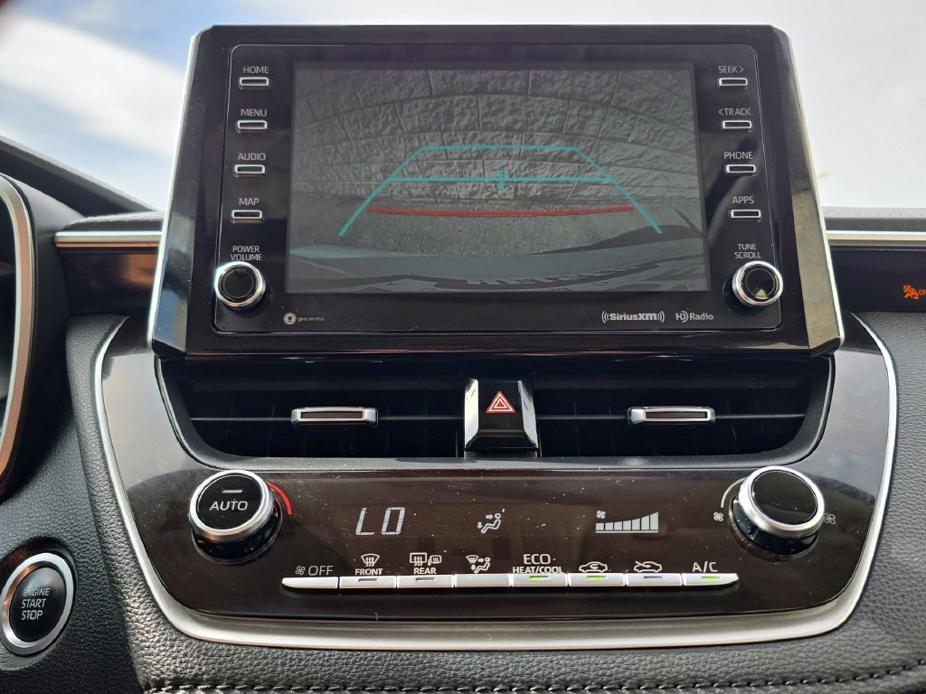 Certified Used 2020 White Toyota XLE image 22