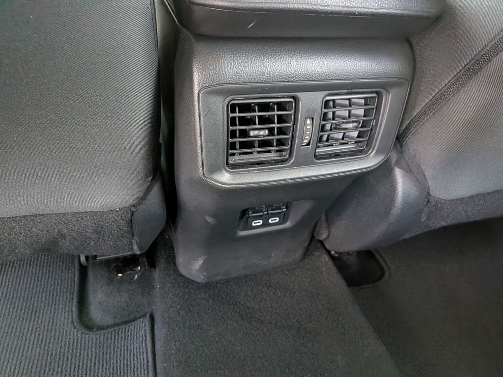 Used 2024 Silver Sky Metallic Toyota XLE image 34