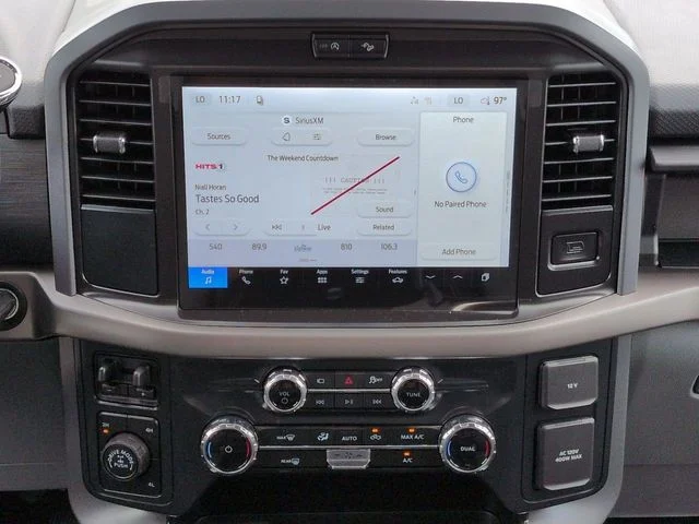 New 2026 Oxford White Ford XLT image 18
