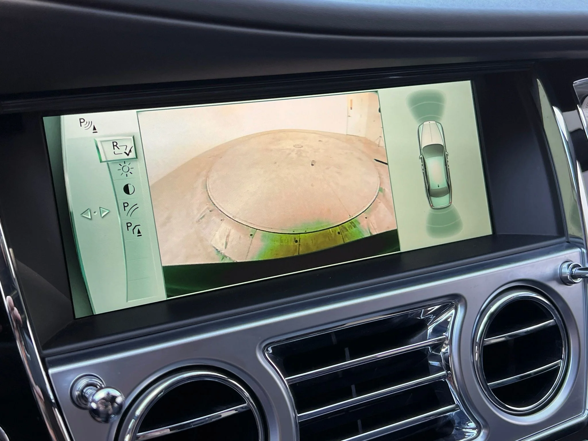 Used 2017 Black Rolls-Royce Base image 28
