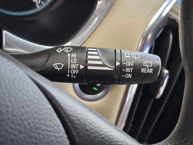 Used 2023 Summit White Chevrolet LS image 27
