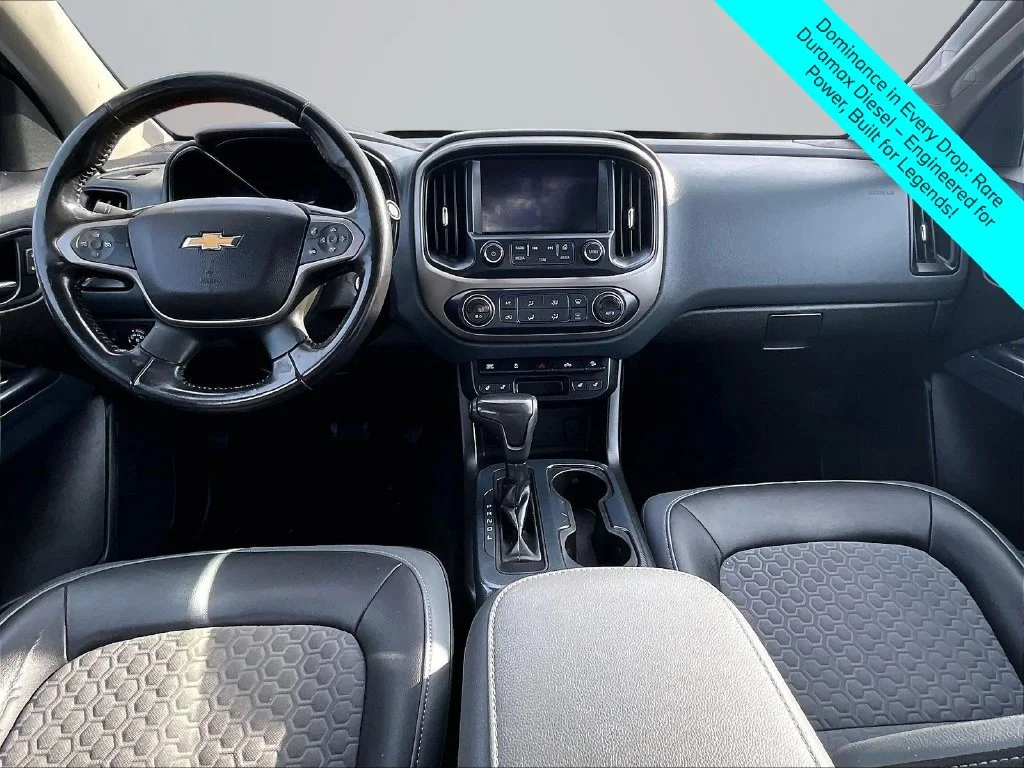 Used 2018 Gray Chevrolet Z71 image 15