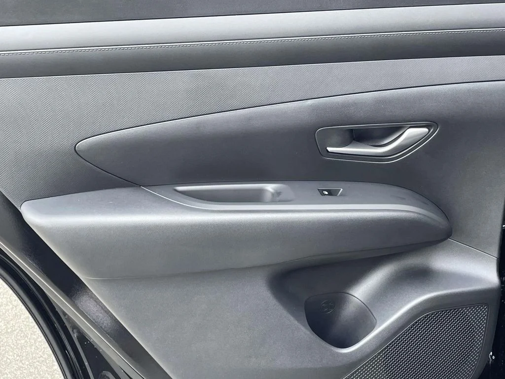 New 2026 Black Hyundai SEL image 10