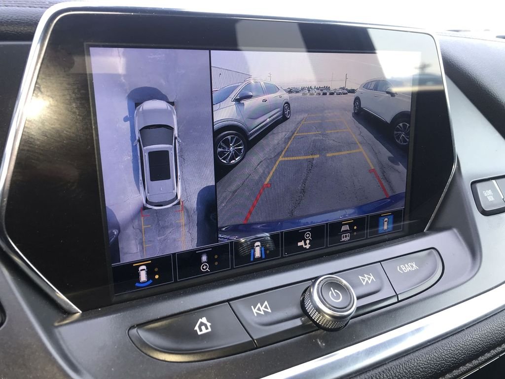 Used 2022 Blue Chevrolet Premier image 17