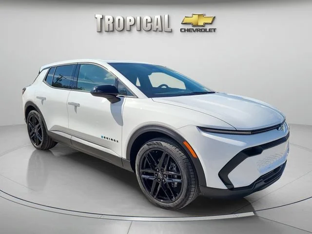 New 2026 Summit White Chevrolet LT image 7